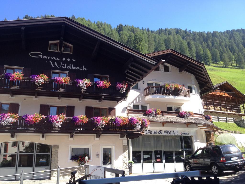 Garni Hotel And Apartments Wildbach Selva di Val Gardena Luaran gambar