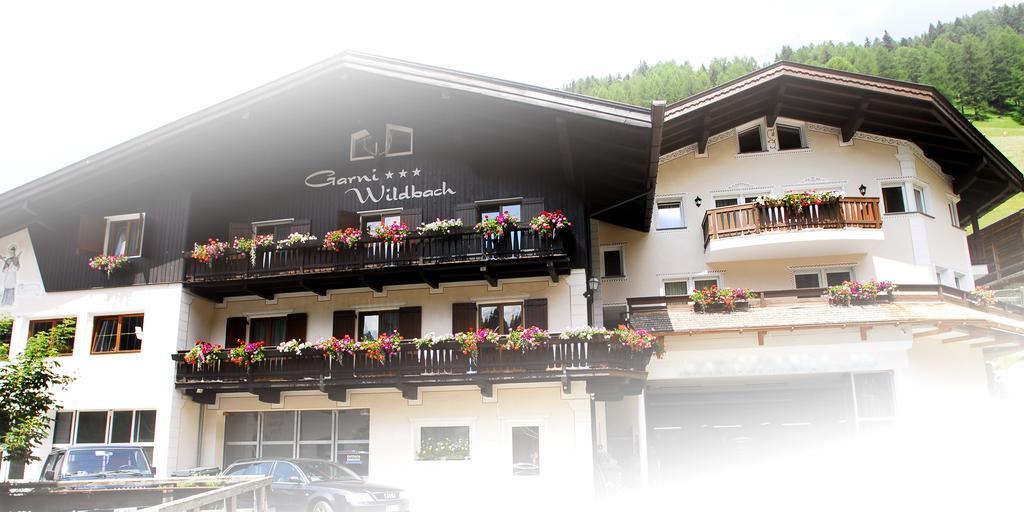 Garni Hotel And Apartments Wildbach Selva di Val Gardena Luaran gambar